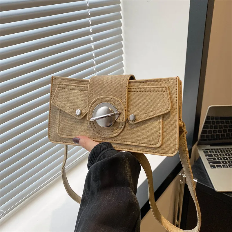 Sac à Épaule Rétro en Cuir PU pour Femmes Avec Boucle Métallique Planète Petit Sac Carré Bandoulière Mode