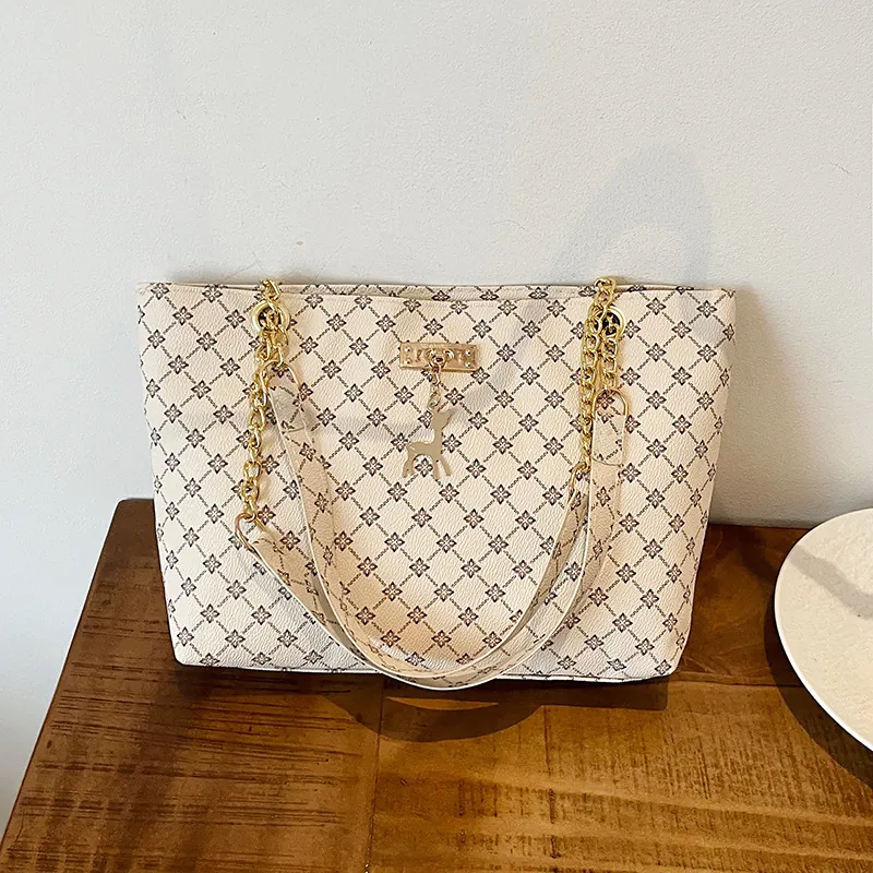 Trendy Large Tote Bag Women PU Leather Geometric Floral Print Shoulder Bag Metal Chain Deer Pendant Office Handbag