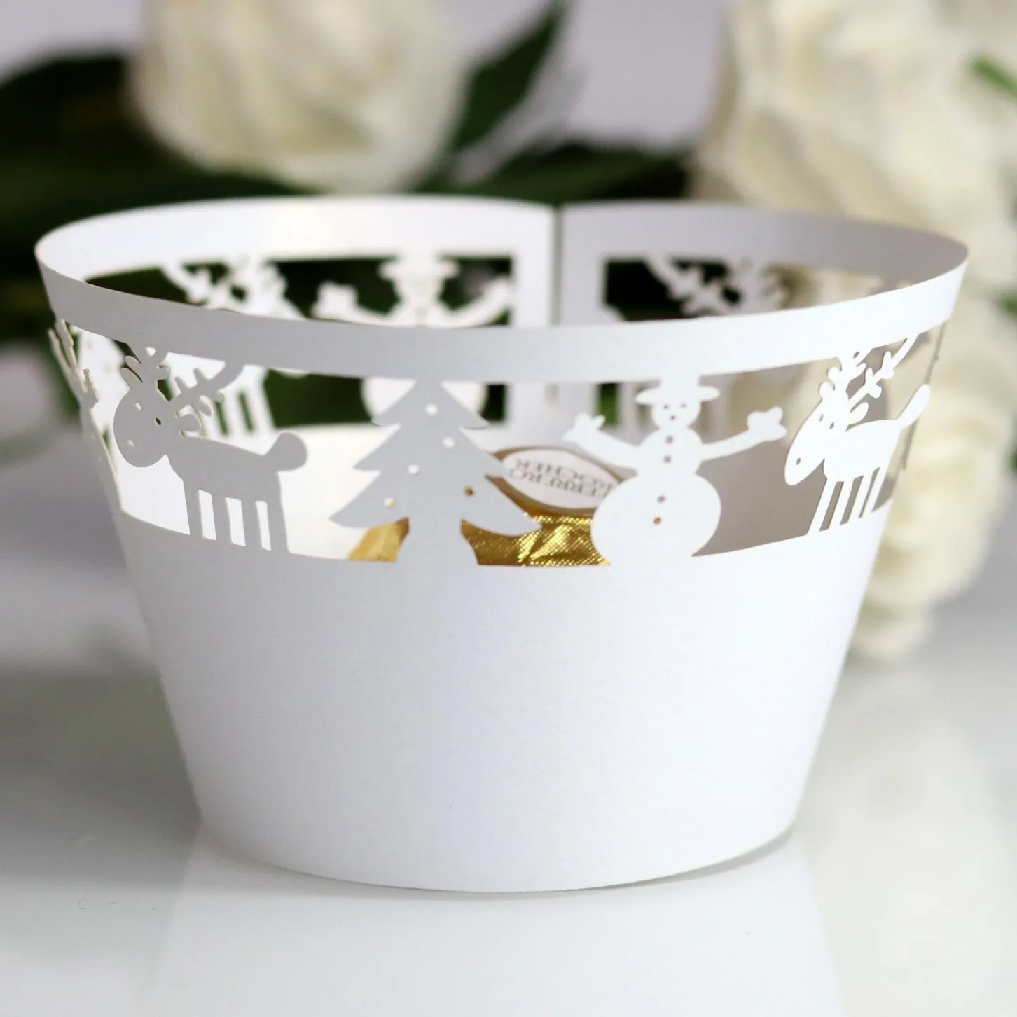 Laser Cut Christmas Cupcake Wrappers Hollow Out Reindeer Snowman Tree Design Pearlescent Paper Decorative Cake Liners