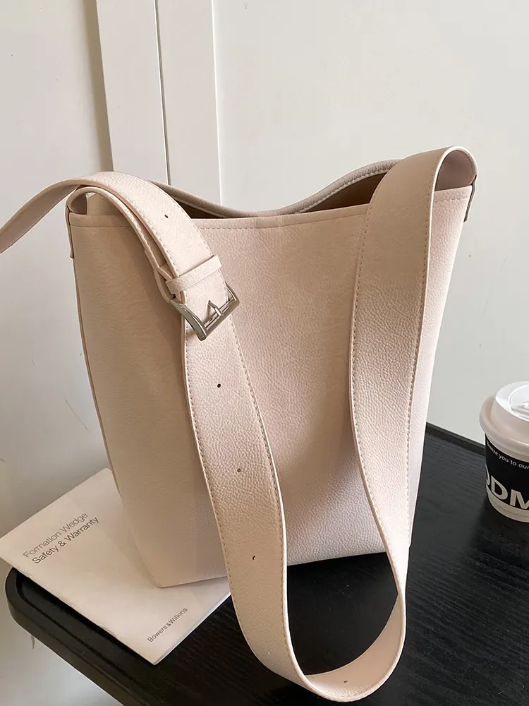 Sac Seau Minimaliste en Cuir PU Grande Capacité pour Femmes Bandoulière Large Réglable Couleur Unie Sac à Bandoulière
