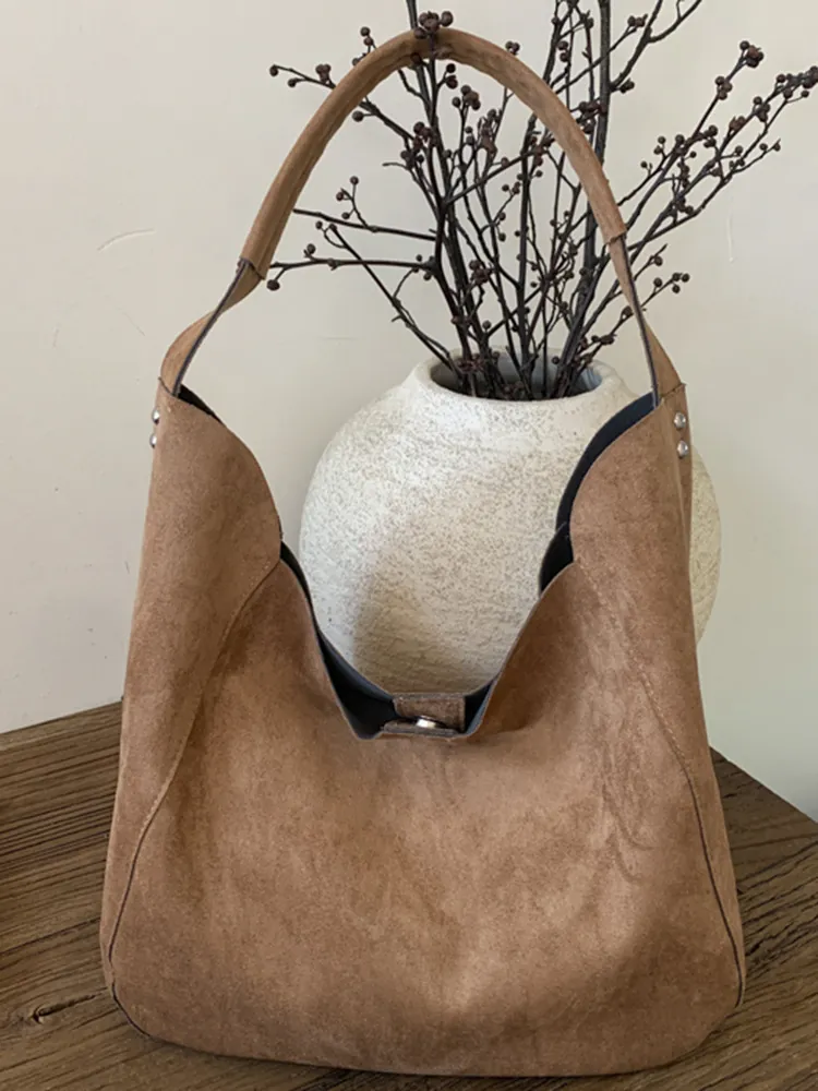 Faux Suede Large Capacity Tote Bag For Women Retro Slouchy Hobo Shoulder Bag With Silver Rivets Urban Minimalist Handbag