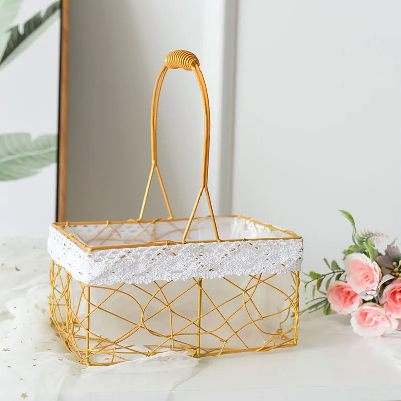 Gold Metal Wire Storage Basket With Lace Trim And Liner For Wedding Gift Packing Home Picnic Iron Handheld Basket