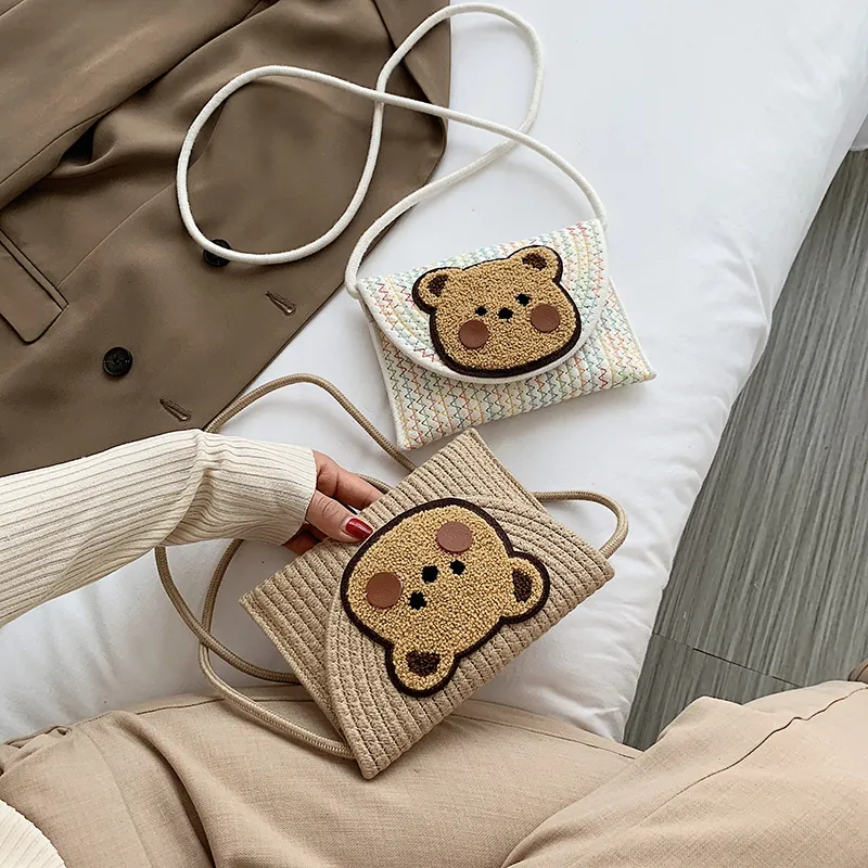 Women Woven Straw Crossbody Bag Cute Cartoon Bear Envelope Phone Bag Bohemian Summer Beach Small Shoulder Handbag Girl Accessory