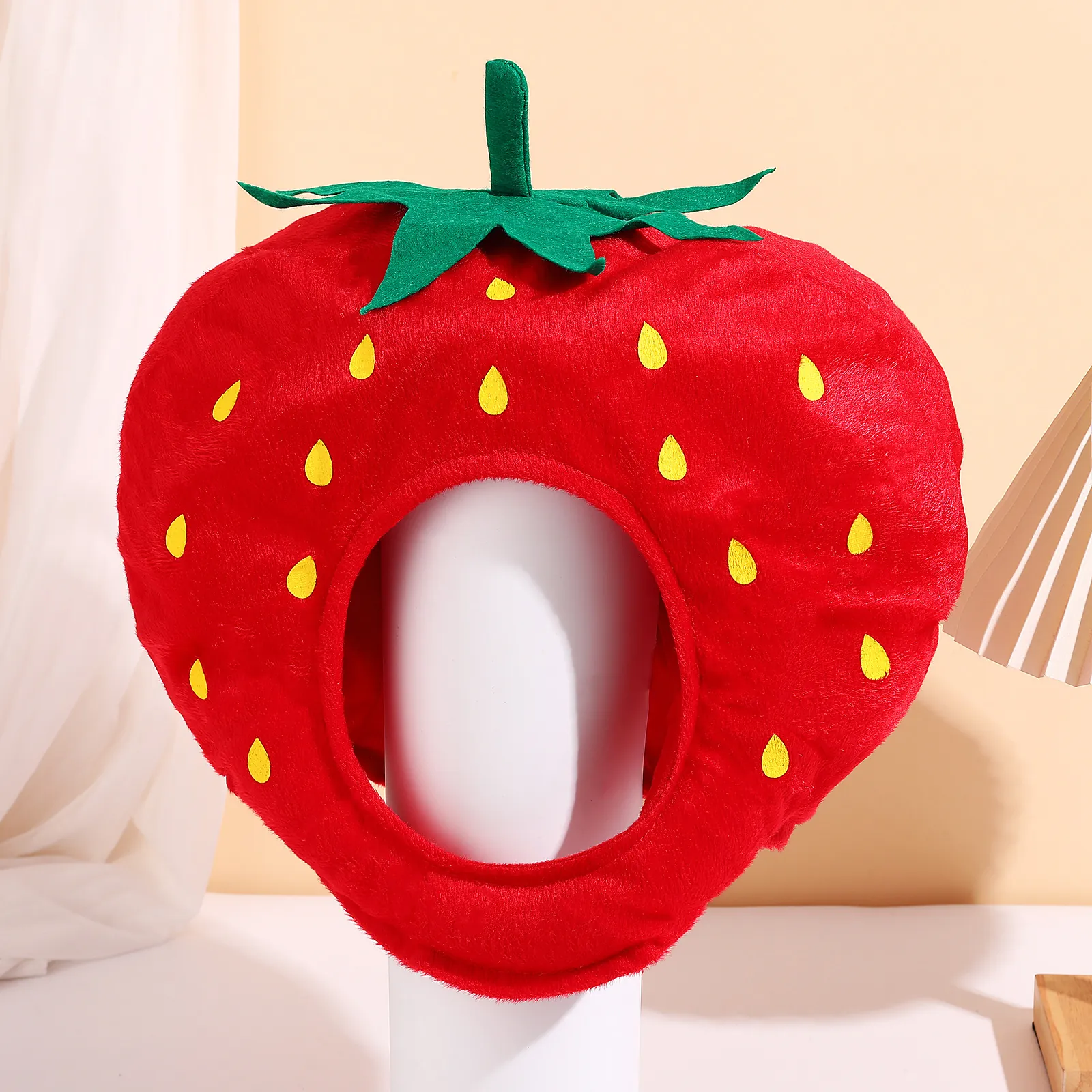 Cute Strawberry Plush Hat Funny Fruit Headgear For Party Performance Photo Props Red Soft Velvet Costume Cap Accessories