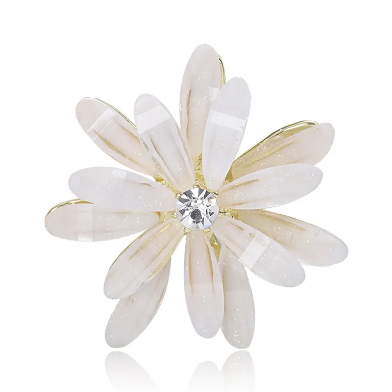 Vintage Alloy Floral Brooch For Women Elegant Daisy Flower Pin With Rhinestone Center Minimalist Clothing Accessory Jewelry Gift