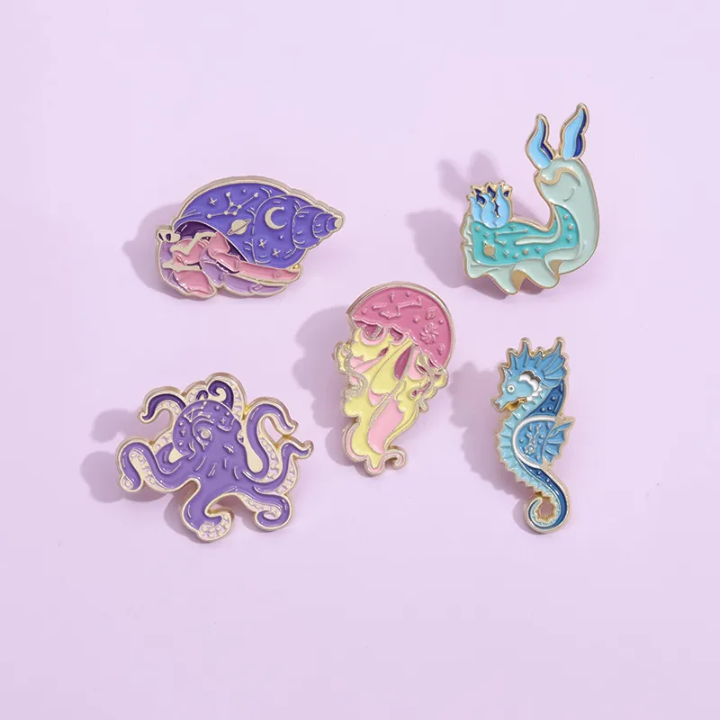 Creative Alloy Enamel Pin Starry Sky Marine Life Octopus Jellyfish Seahorse Brooch Dreamy Badge For Backpack Hat Women Men Jewelry