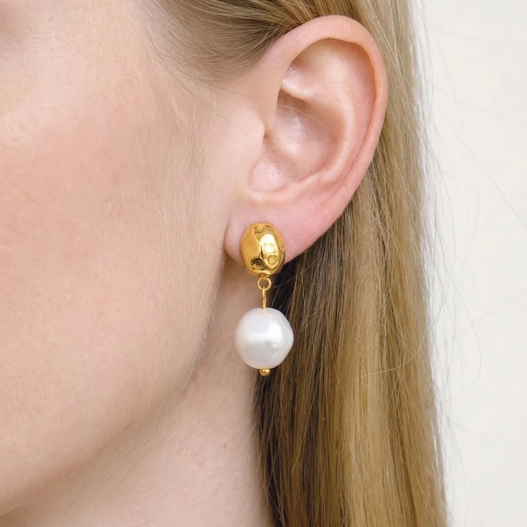 Orecchini Pendenti Con Perla Artificial Minimalista Vintage Acciaio Inossidabile 304 Placcato Oro 18K Impermeabile Ipoallergenico