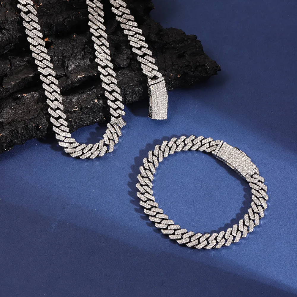 Men Hip Hop Cuban Link Chain Zinc Alloy Full Rhinestone Iced Out Necklace Fashion Jewelry For Party Daily Wear
