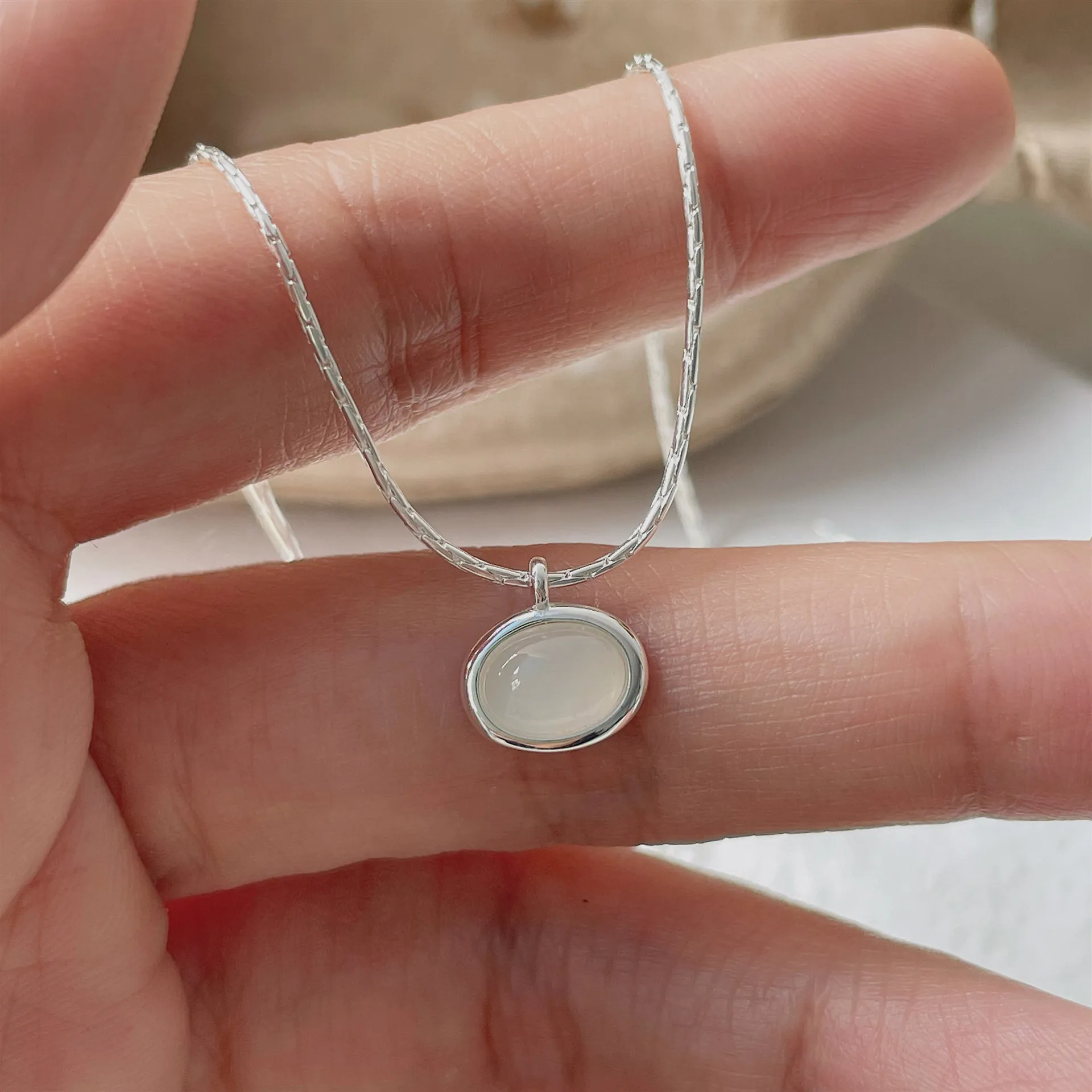 S925 Sterling Silver White Chalcedony Oval Pendant Necklace Minimalist Korean Style Elegant Jewelry For Women Daily Wear
