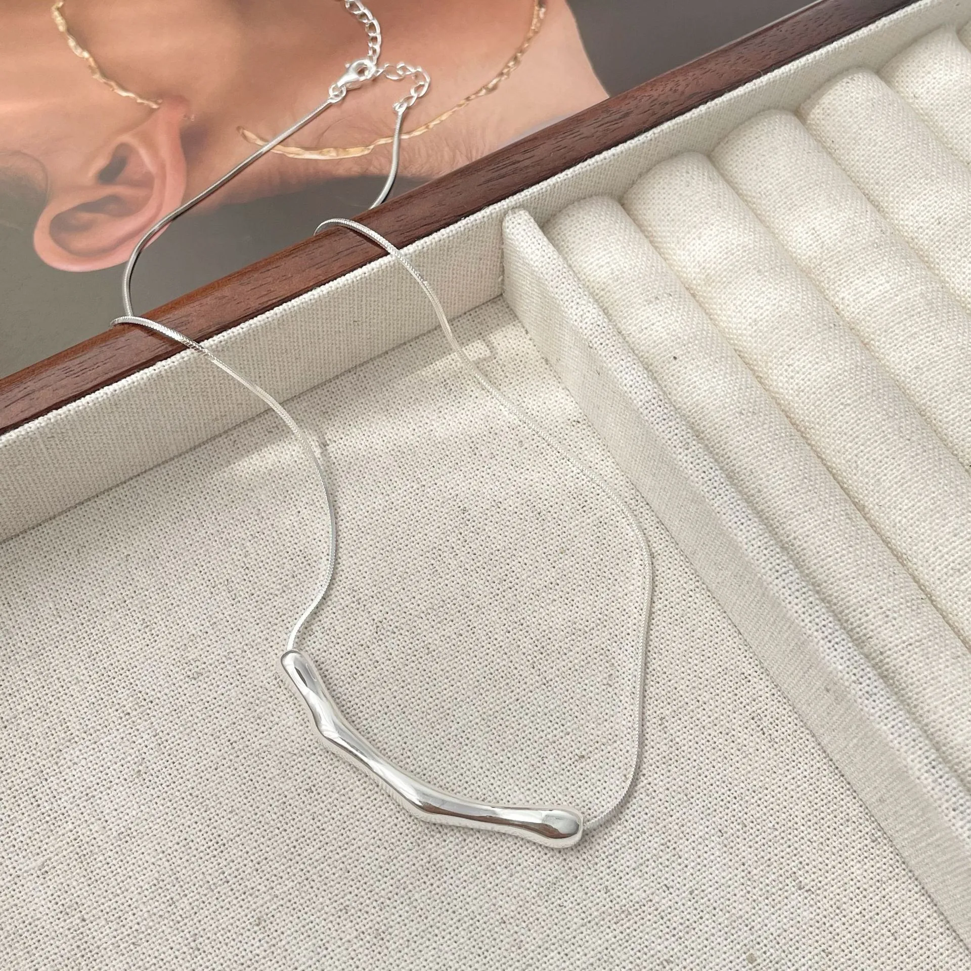 Minimalist 925 Sterling Silver Irregular Bar Pendant Necklace For Women Elegant Snake Bone Chain Liquid Metal Style Jewelry Gift
