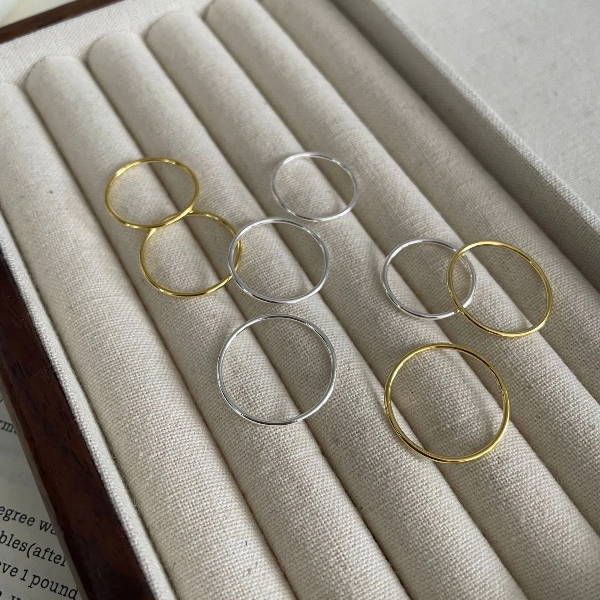 Minimalist S925 Sterling Silver Thin Band Ring High Polish Stackable Geometric Plain Circle Finger Ring For Women Fashion Jewelry