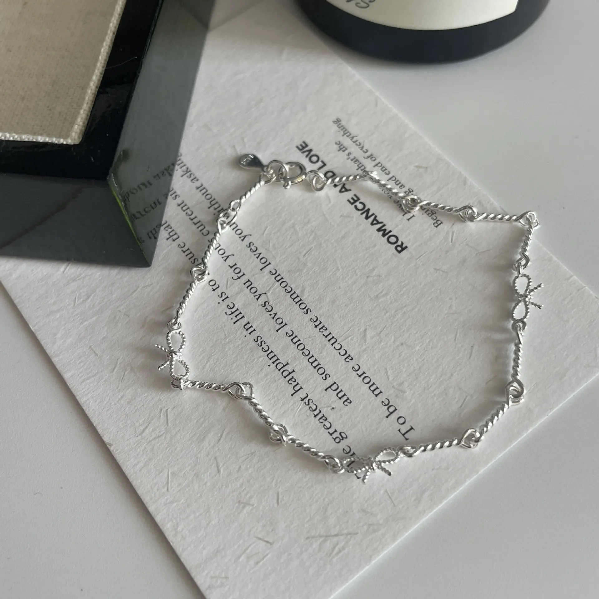 Bracelet Nœud Papillon en Argent Sterling 925 pour Femme Minimaliste Fait Main Chaîne Torsadée Argent Douce Bijoux Coréens Cadeau