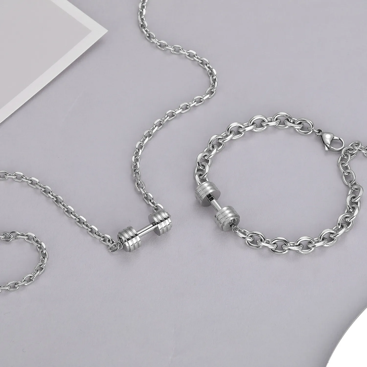 Collana con Pendente a Manubrio in Acciaio al Titanio Bracciale Sportivo Fitness Gioielli alla Moda per Uomo Donna Accessorio Unisex