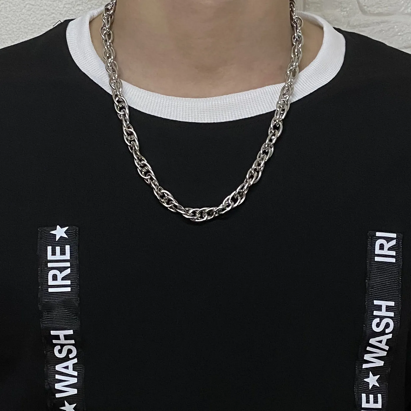 Unisex Titanium Steel Twist Chain Necklace Hip Hop Street Minimalist Polished Cable Chain For Men Women Fashion Jewelry Gift