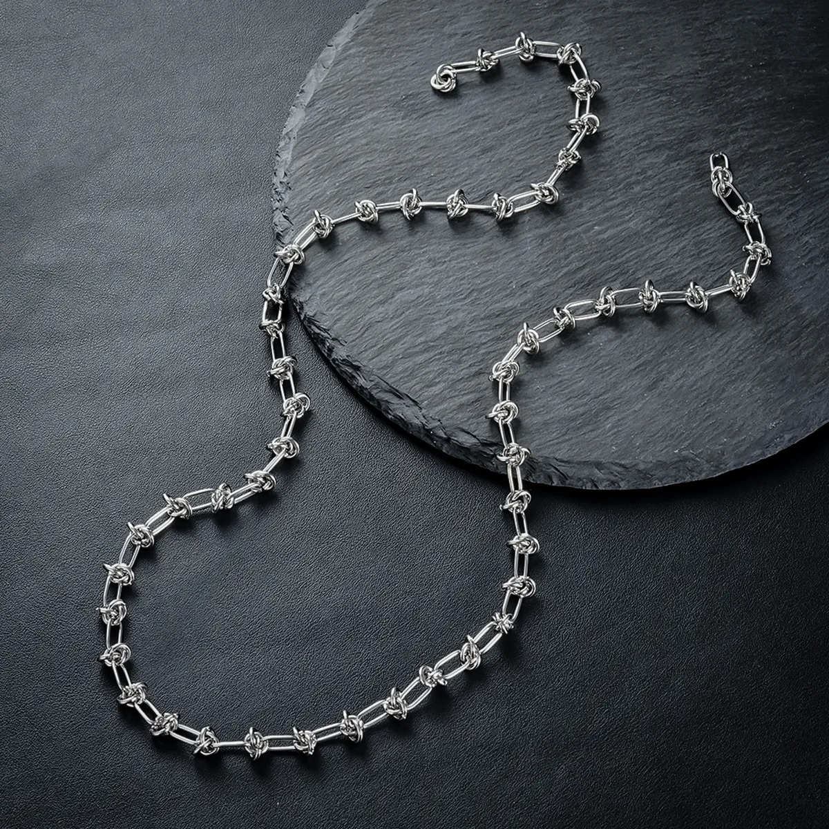 Unisex Titanium Steel Knot Barbed Wire Chain Necklace Silver Color Punk Streetwear Fashion Adjustable Sweater Chain Jewelry