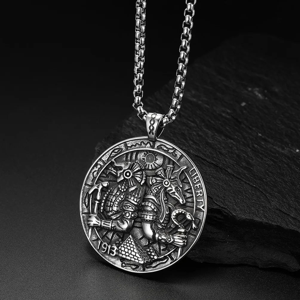 Collier Pendentif Tête de Chacal Dieu Anubis Égypte Antique pour Hommes Femmes Acier Inoxydable Médaillon Pièce Rétro Bijoux