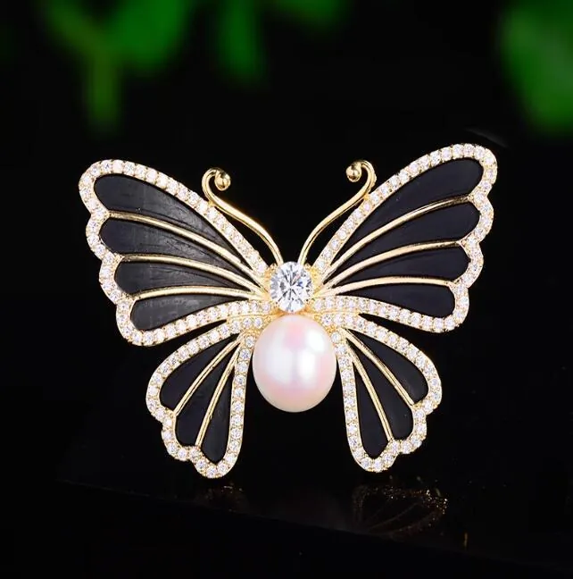 Élégante Broche Papillon en Alliage Avec Émail Incrusté de Zircone Künstliche Perle Broches pour Femmes Mariage Fête Accessoires