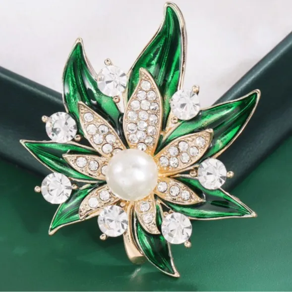 Élégante Broche en Alliage Émail Feuille d'Érable Verte Avec Fausse Künstliche Perle et Strass pour Femmes Hommes Costume Manteau Fleur Corsage Bijoux