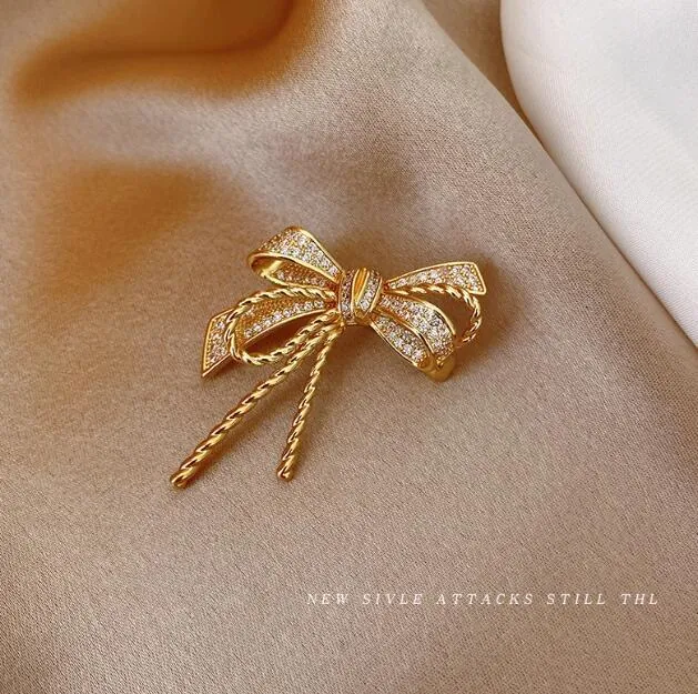 Elegant Alloy Rhinestone Bowknot Brooch For Women Gold Bow Brooch Pin For Suit Coat Fashion Jewelry Accessories