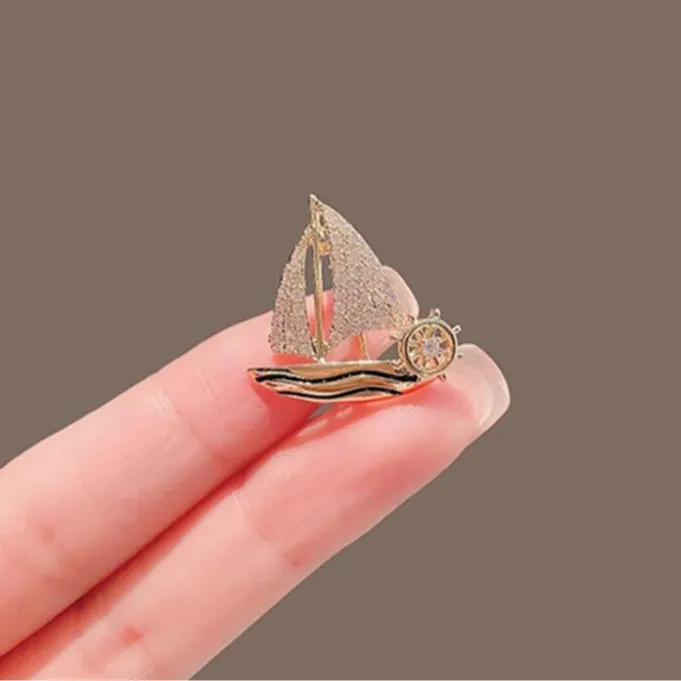 Elegant Sailboat Brooch For Women Alloy Rhinestone Nautical Brooch Pin Jewelry Accessory For Dress Suit Gold Finish