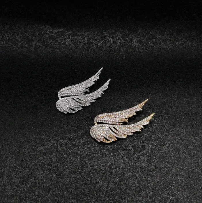 Elegant Alloy Wing Feather Brooch For Women Luxury Retro Rhinestone Inlaid Corset Pin Clothing Accessories Jewelry