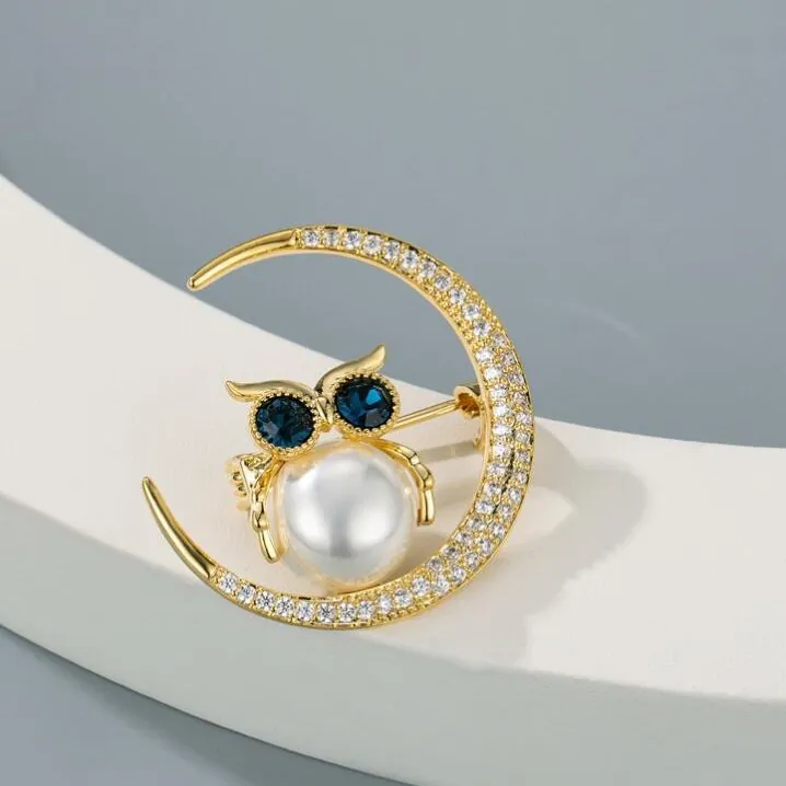 Vintage Eule Auf Dem Mond Brosche Anstecknadel Legierung Vergoldet Weiß Künstliche Perlenimitat Strass Augen Tier Brosche Für Damen