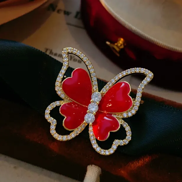 Vintage Elegant Red Enamel Butterfly Brooch For Women Zinc Alloy Rhinestone Inlaid Gold Plated Suit Lapel Pin Festive Jewelry