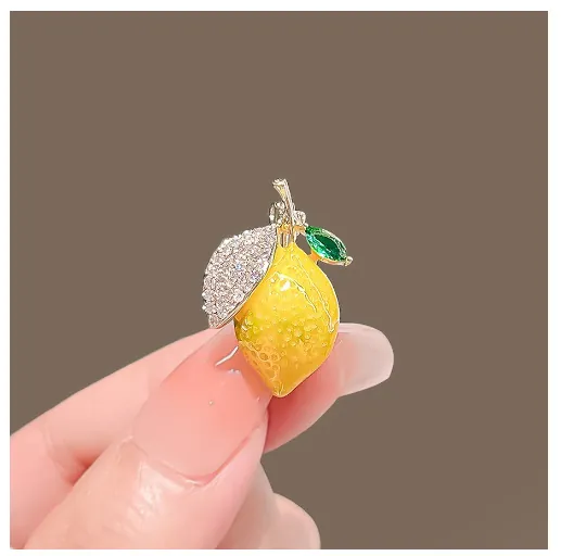 Broche Citron Jaune Mignonne en Émail pour Femme Alliage de Zinc Strass Forme de Fruit Épingle de Sûreté Accessoires Vêtements