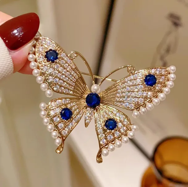 Vintage Alloy Butterfly Brooch With Blue Zirconia Faux Artificial Pearl Rhinestone Pin For Women Wedding Party Dress Clothes Accessory