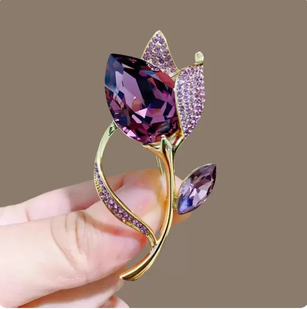 Elegant Purple Crystal Tulip Brooch For Women Zinc Alloy Rhinestone Flower Breastpin Elegant Coat Accessories Jewelry Gift