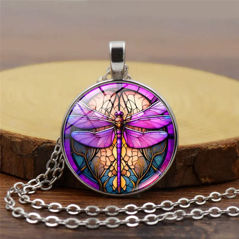 Vintage Stained Glass Dragonfly Pendant Necklace Round Art Cabochon Alloy Necklace For Women Retro Artistic Jewelry Gift