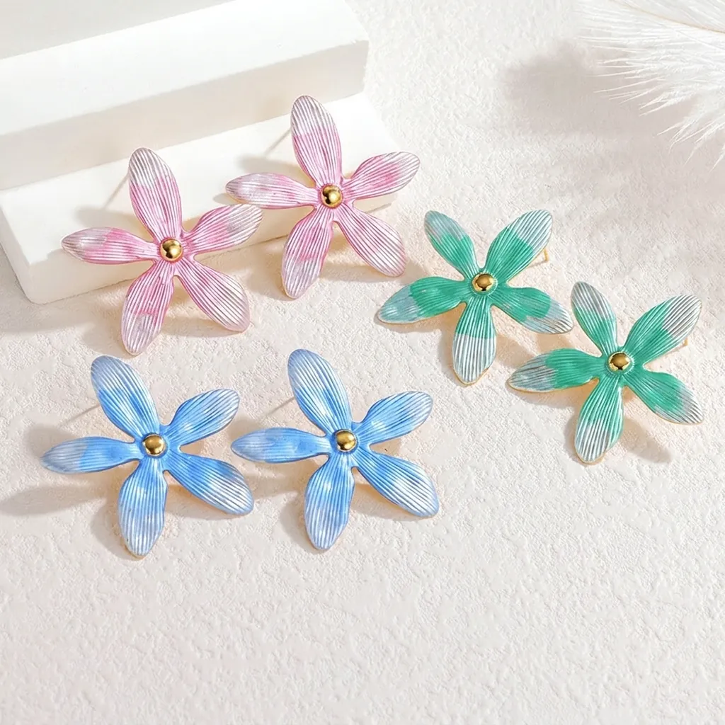 Boucles d'Oreilles Clous en Forme de Fleur en Acier Inoxydable pour Femmes Élégants Pétales en Dégradé Accessoires de Bijoux Chic