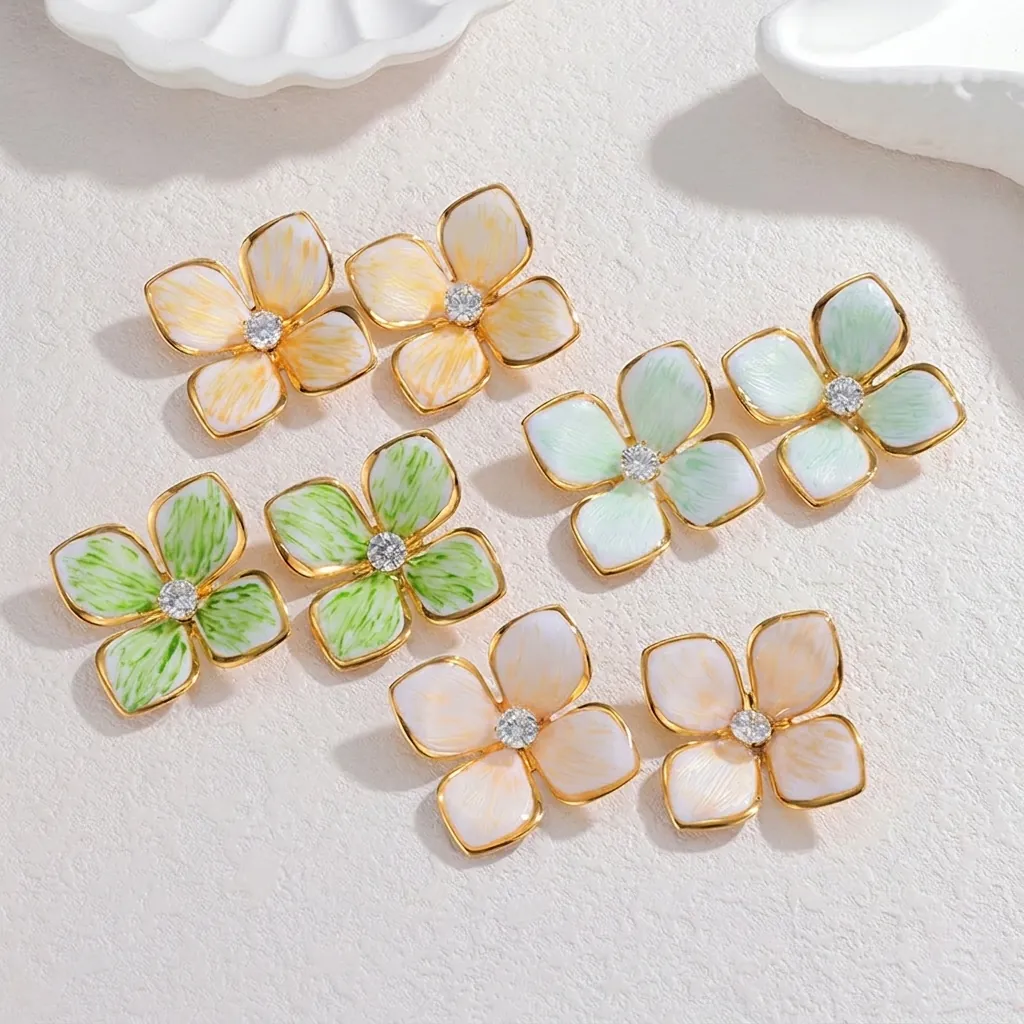 Boucles d'Oreilles Clous en Acier Inoxydable Émail Fleur Douce Fleurs Incrustées de Zirconia Bijoux Élégant Accessoire de Vacances pour Femmes Cadeau