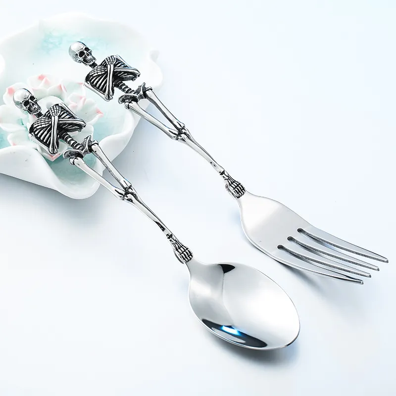 Creative Skeleton Handle Stainless Steel Cutlery Gothic Bone Design Western Fork And Spoon Set For Halloween Dinnerware Party Gift