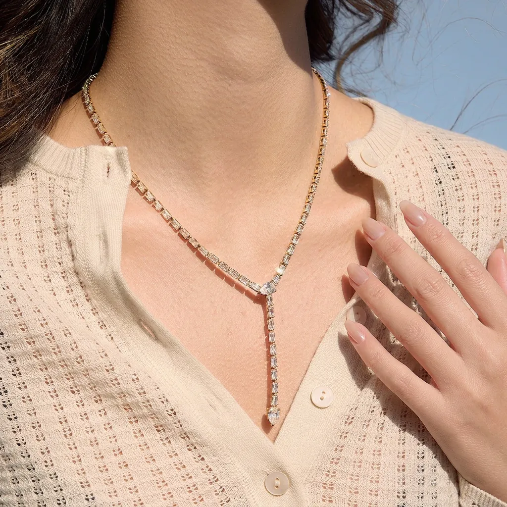 Collier en Y en Acier Inoxydable Plqué Or pour Femme Élégant Chaîne de Serpent Géométrique Pendentif Goutte d'Eau Bijoux