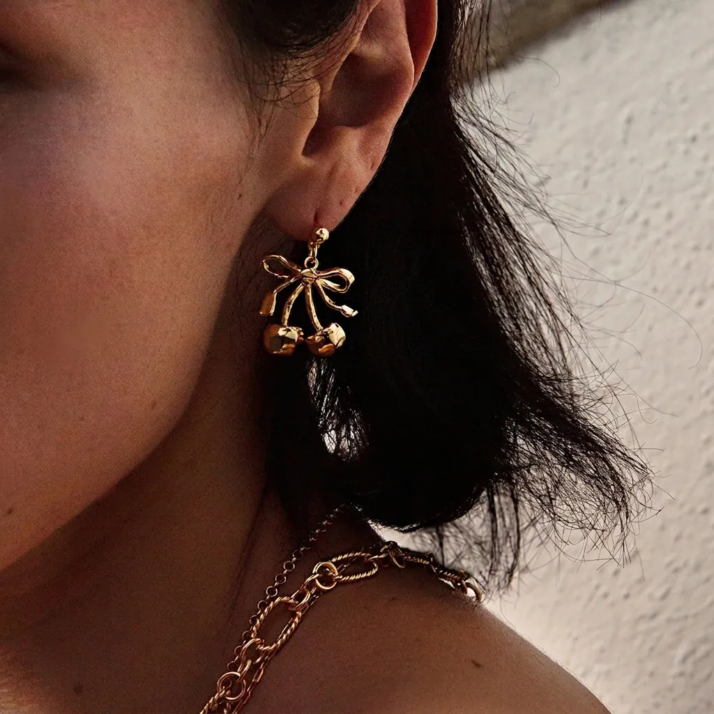 Edelstahl Titanstahl Kirsche Schleife Ohrringe Für Damen Vergoldet Elegant Minimalistisch Fruchtform Mode Schmuck