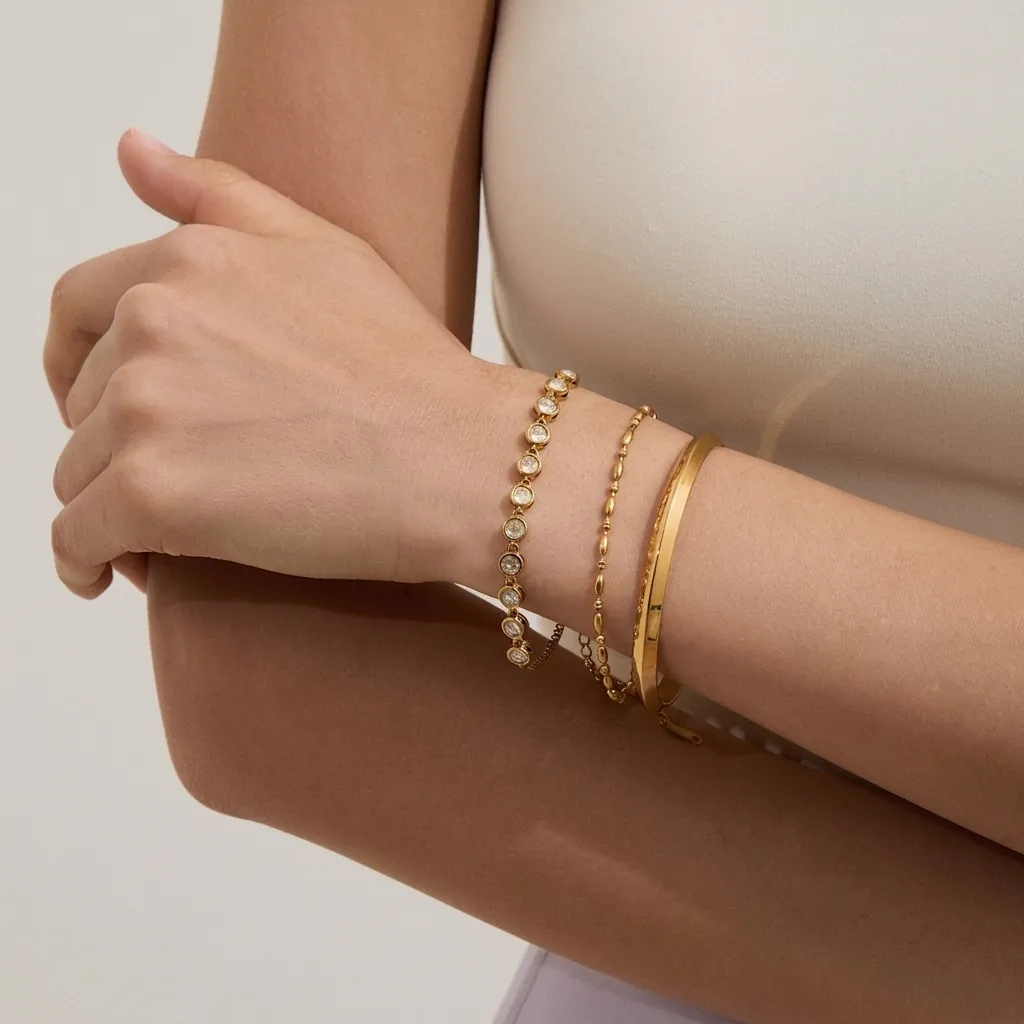 Bracelet en Acier Inoxydable Plaqué Or Avec Strass pour Femmes Bijoux de Luxe Ligne Géométrique Chaîne de Main Tennis