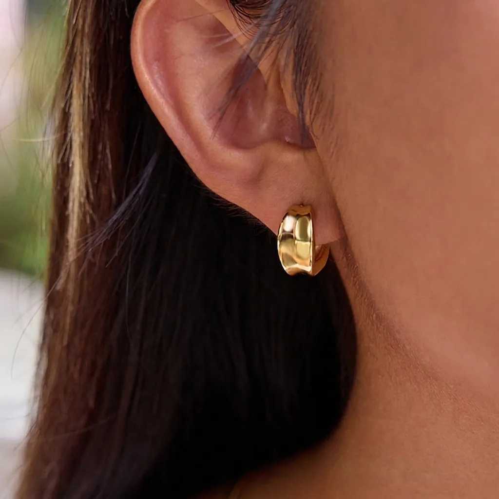 Boucles d'Oreilles Créoles en Acier Inoxydable Or Luxe pour Femmes Imperméables Hypoallergéniques Design Géométrique en C