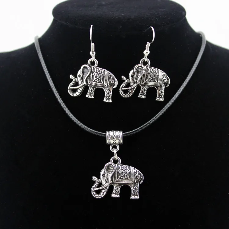 Vintage Alloy Elephant Jewelry Set Ethnic Bohemian Style Pendant Necklace And Hook Earrings Antique Silver Women Accessories