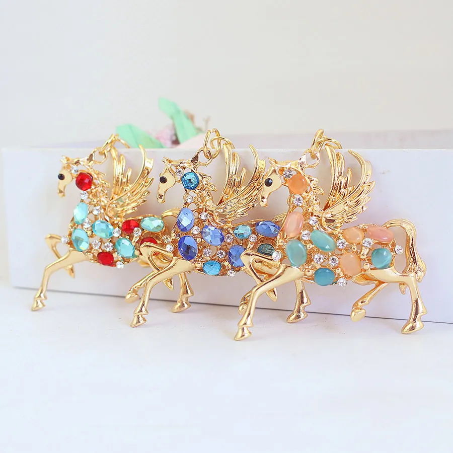 Mignon Porte-clés Pégase Alliage de Zinc Incrusté de Strass Pendentif de Sac de Voiture Cheval Volant Style Animal de Rêve Cadeau Femme