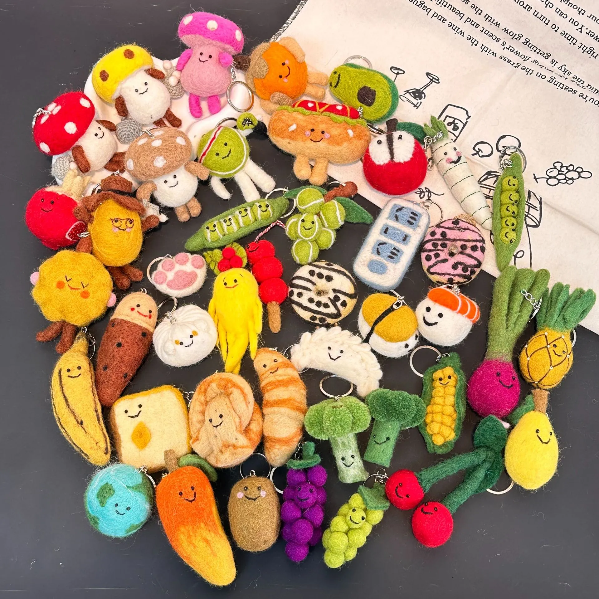 Handmade Wool Felt Keychain Cute Fruit Vegetable Food Bag Charm Pendant For Women Kids Gift