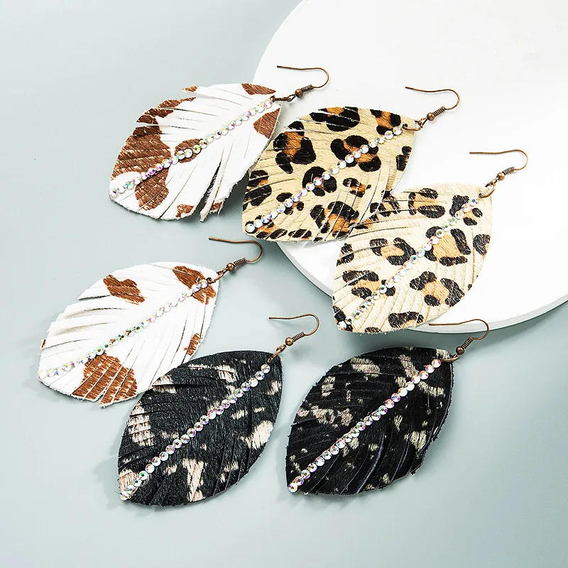 Boho Vintage Blattförmige Leder Ohrringe Für Damen Legierung Strass Tier Leopardenmuster Hängende Schmuck