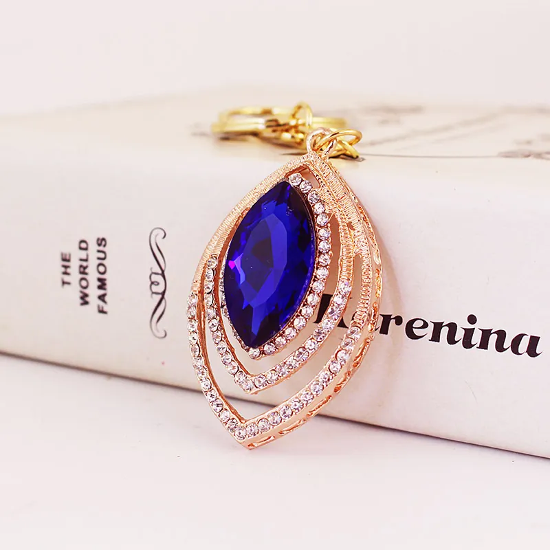 Vintage Peacock Feather Keychain For Women Blue Marquise Crystal Rhinestone Bag Charm Gold Plated Zinc Alloy Luxury Jewelry Pendant