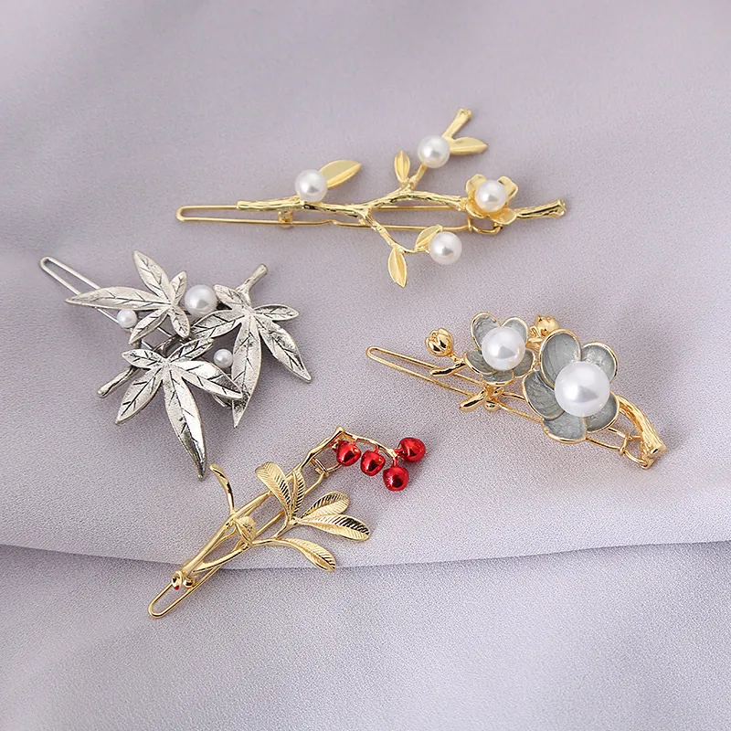 Vintage Plant Style Alloy Hair Clips With Faux Artificial Pearl Elegant Maple Leaf Cherry Flower Design Hairpin Jewelry For Women