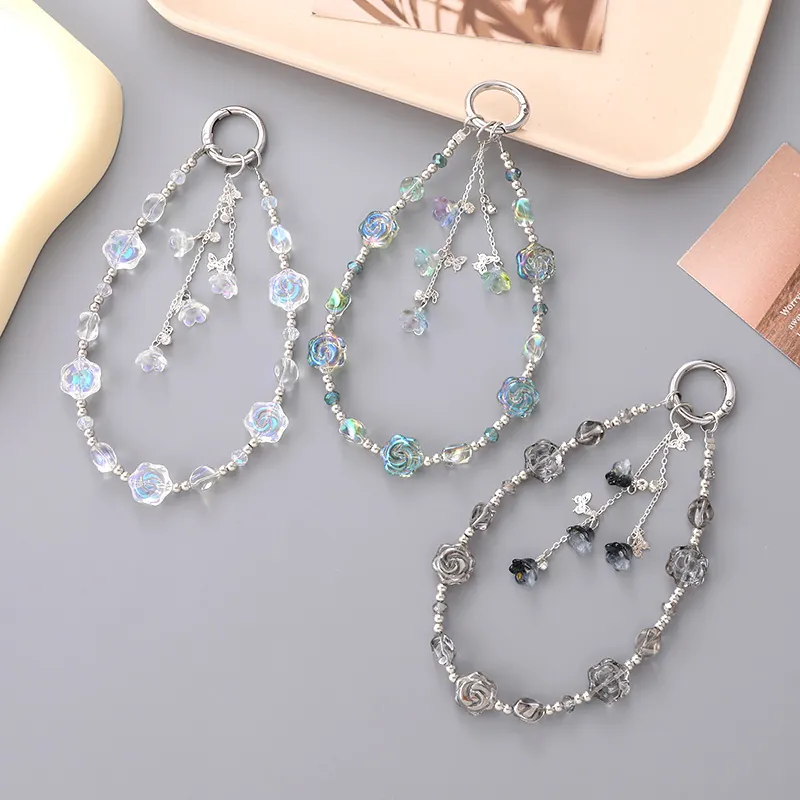 Dragonne de Téléphone Portable Perlée Forme de Fleur de Rose Style Coréen Bijou de Sac Pendentif Papillon Fleur Fait à la Main Accessoires Femme