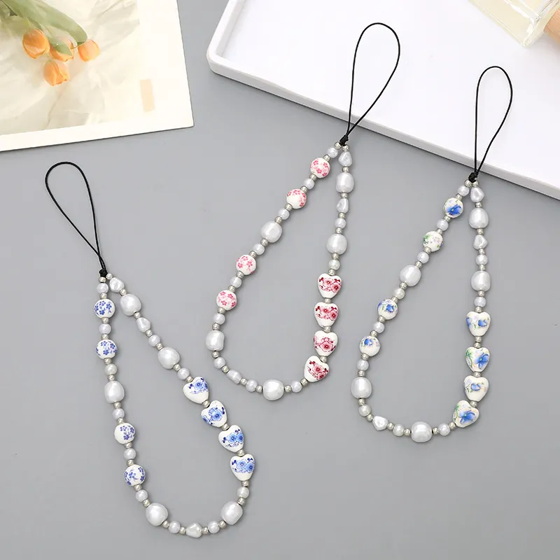 Chinese Style Blue White Porcelain Printed Beaded Phone Lanyard Imitation Artificial Pearl Heart Charm Camera Strap For Women Jewelry