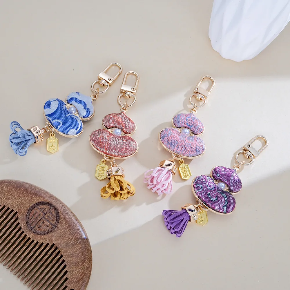 Traditional Chinese Style Gourd Bag Pendant Brocade Fabric Artificial Pearl Tassel Keychain Ethnic Vintage Fortune Blessing Charm Jewelry