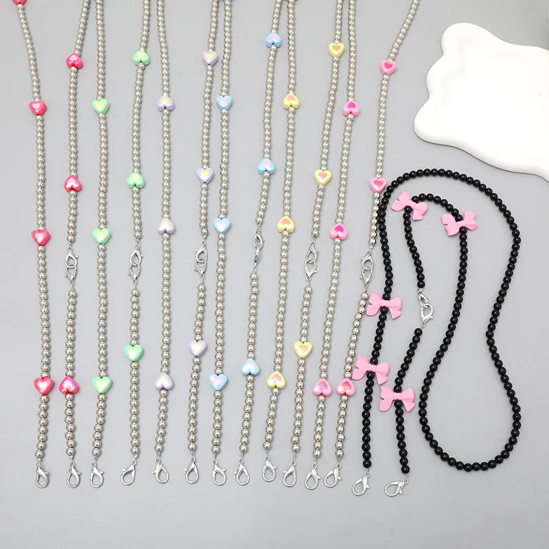 Bunte Herz Perlen Handy Lanyard Crossbody Kette Für Damen Süße Acryl Perlen Taschenanhänger Mit Metall Karabinerverschluss Handyhülle Gurt Zubehör