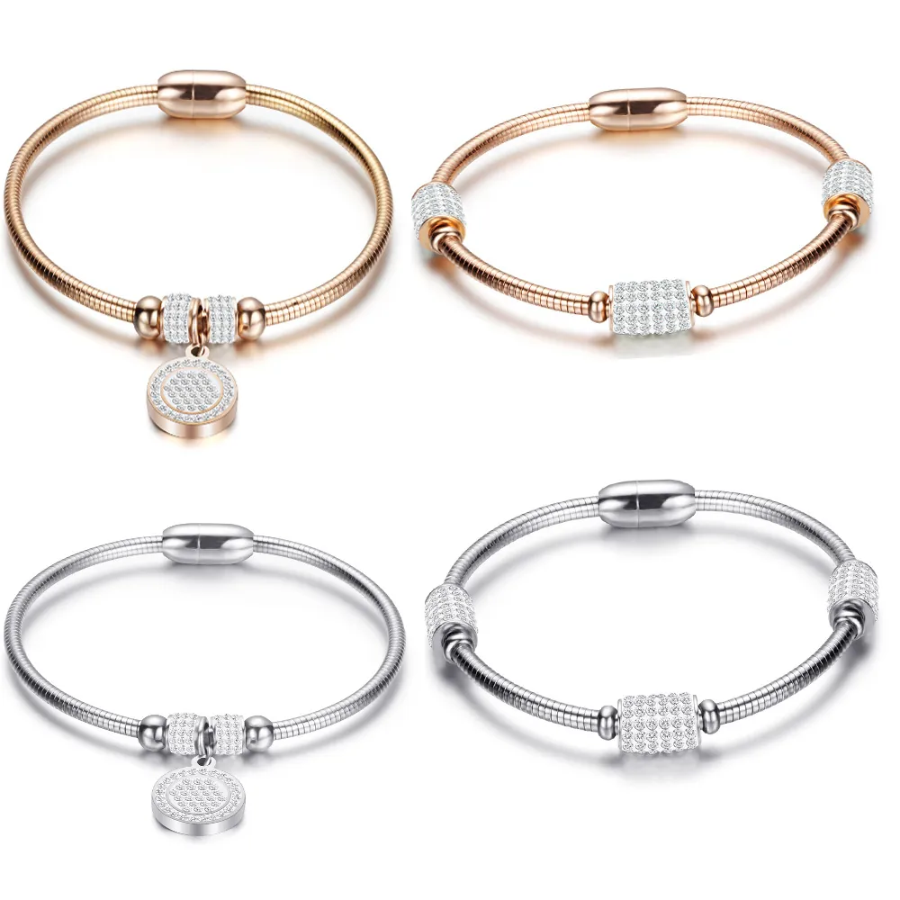 Bracelet en Acier Inoxydable Incrusté de Strass Chaîne d'Os de Serpent pour Femme Élégant Pendentif Rond avec Fermoir Magnétique Bijoux Or Rose