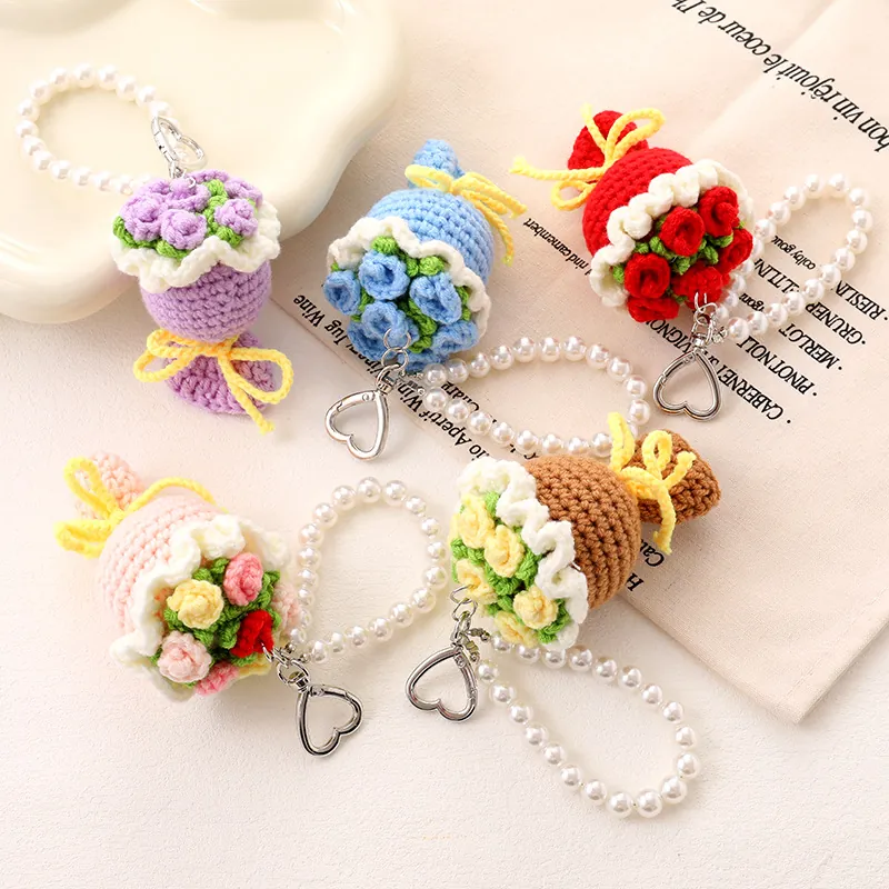 Handmade Crochet Rose Flower Bouquet Bag Charm Keychain With Faux Artificial Pearl Chain Heart Buckle For Women Backpack Decoration Gift